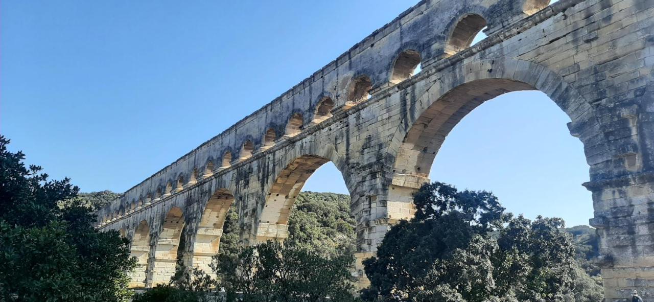 La Maison Du Pont Du Gard Вер-Пон-дю-Гар Экстерьер фото